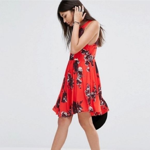 Free People Dresses & Skirts - Free People Red Cloud Combo Floral Pleated Curved Hem Boho Mini Dress 8